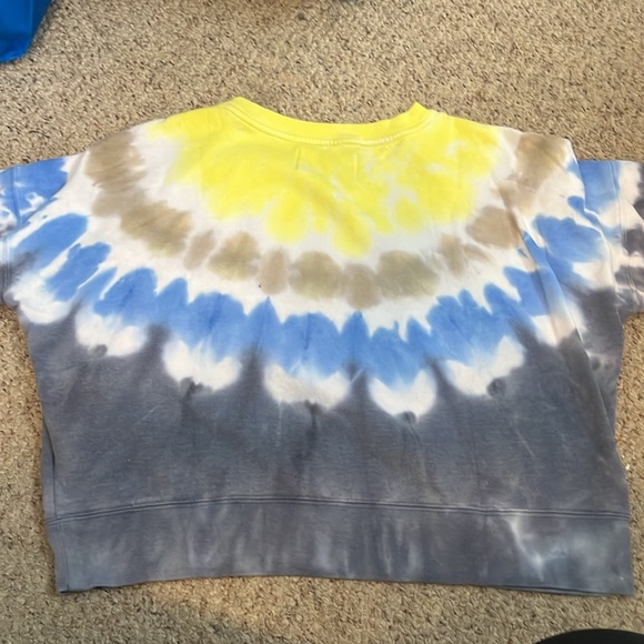 Calvin Klein T shirt - Picture 2 of 2